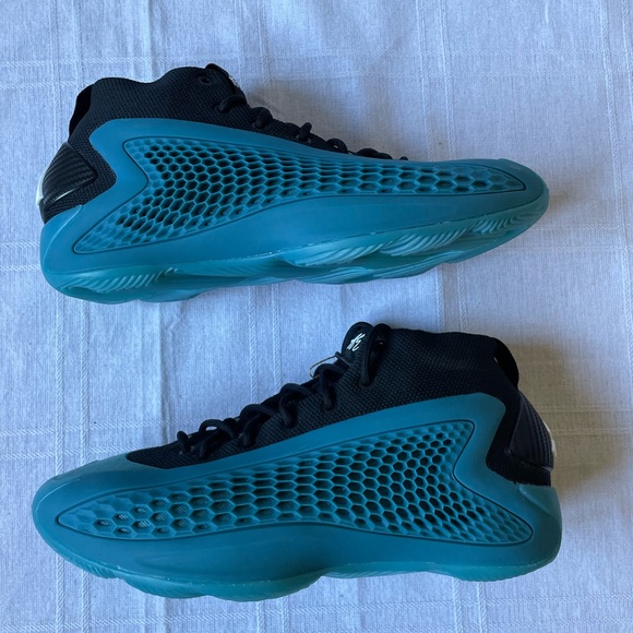 adidas AE 1 J  "New Wave" Blue Black Kids Boys Basketball Shoes Size 6 IF1884 - Picture 6 of 10